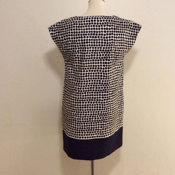 Ponnari Dress - Picture 9 of 16